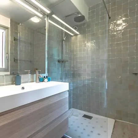 Le Bailly L Beachside & Rooftop L Shellter Appartement Saint-Tropez