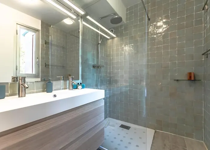 Le Bailly L Beachside & Rooftop L Shellter Daire Saint-Tropez