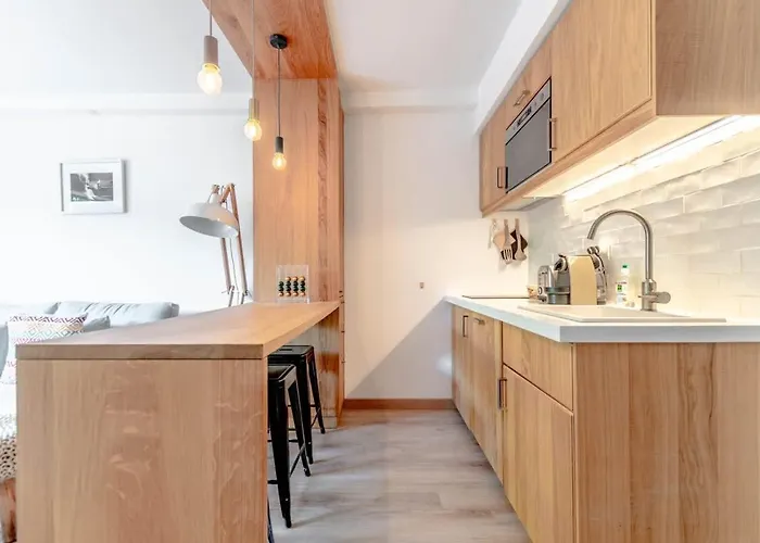 Le Bailly L Beachside & Rooftop L Shellter Saint-Tropez